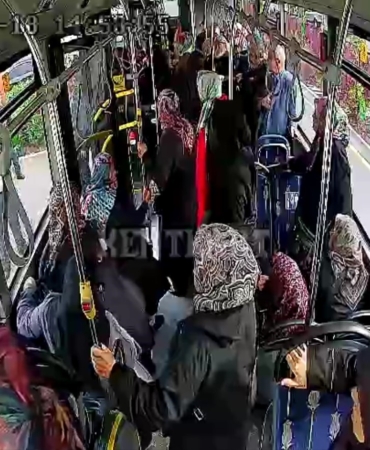 sofor-rahatsizlanan-yolcu-icin-guzergah-degistirdi-D6PAS75A.jpg