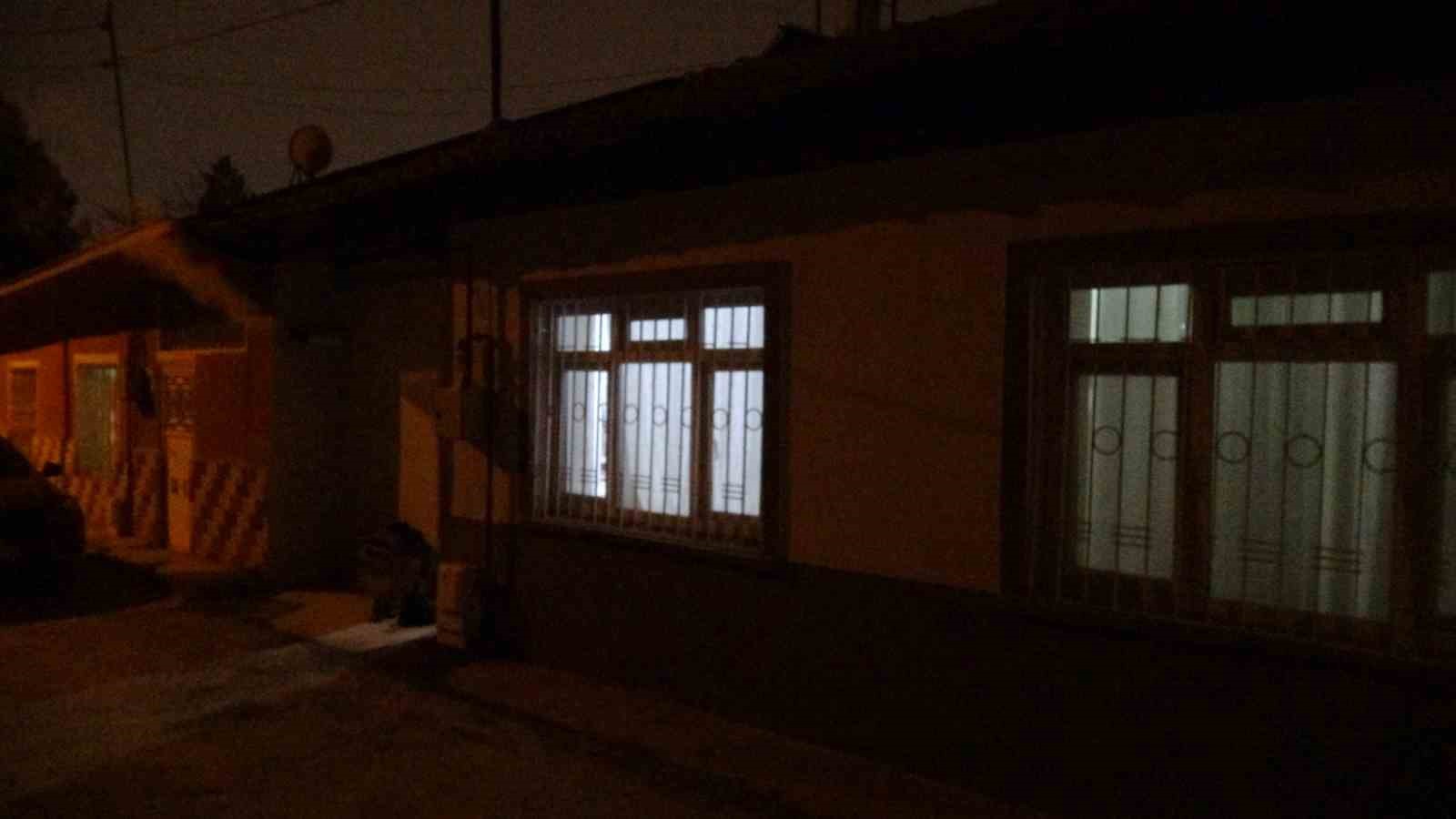 sofra bezi silkelerken duserek yaralanan ve kalbi duran kadin hayata donduruldu 2 OzgdCVjC