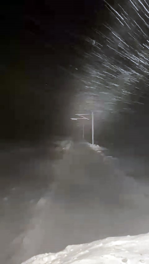 soguk hava ve kar yagisi demiryolu ulasimini da olumsuz etkiledi 2 I926BqCA