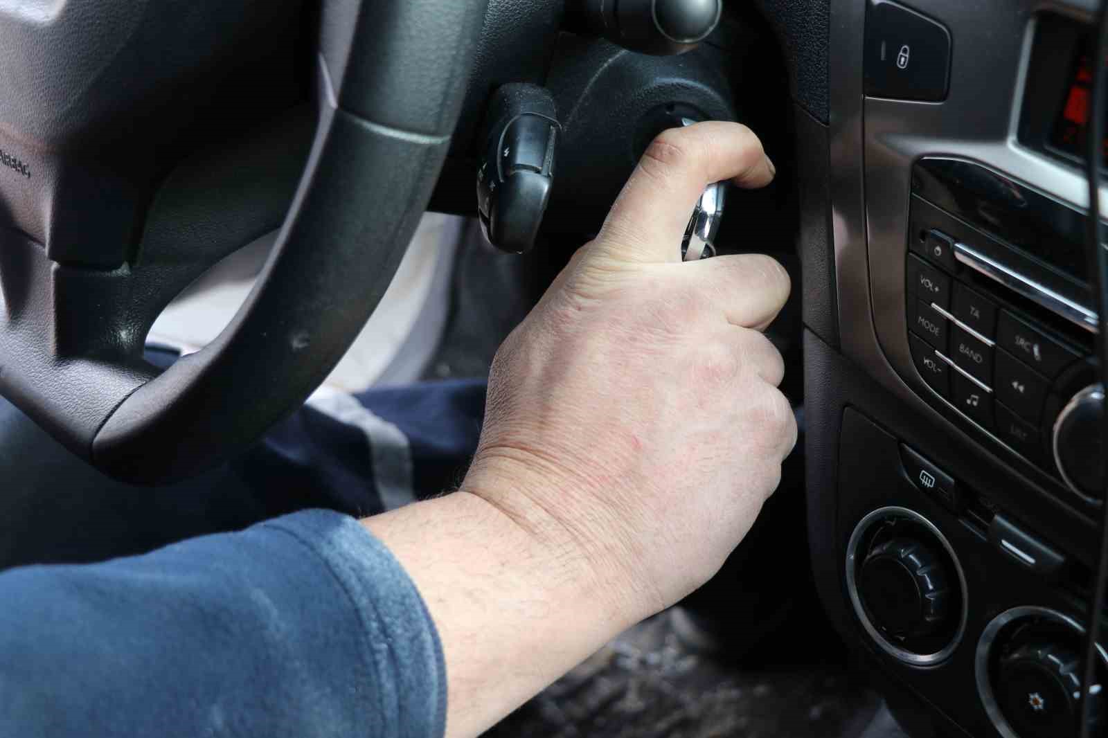 Soğuk havada bir anda çevrilen kontak anahtarının faturası ağır olabilir 5 soguk havada bir anda cevrilen kontak anahtarinin faturasi agir olabilir 1 hrQgCNzv