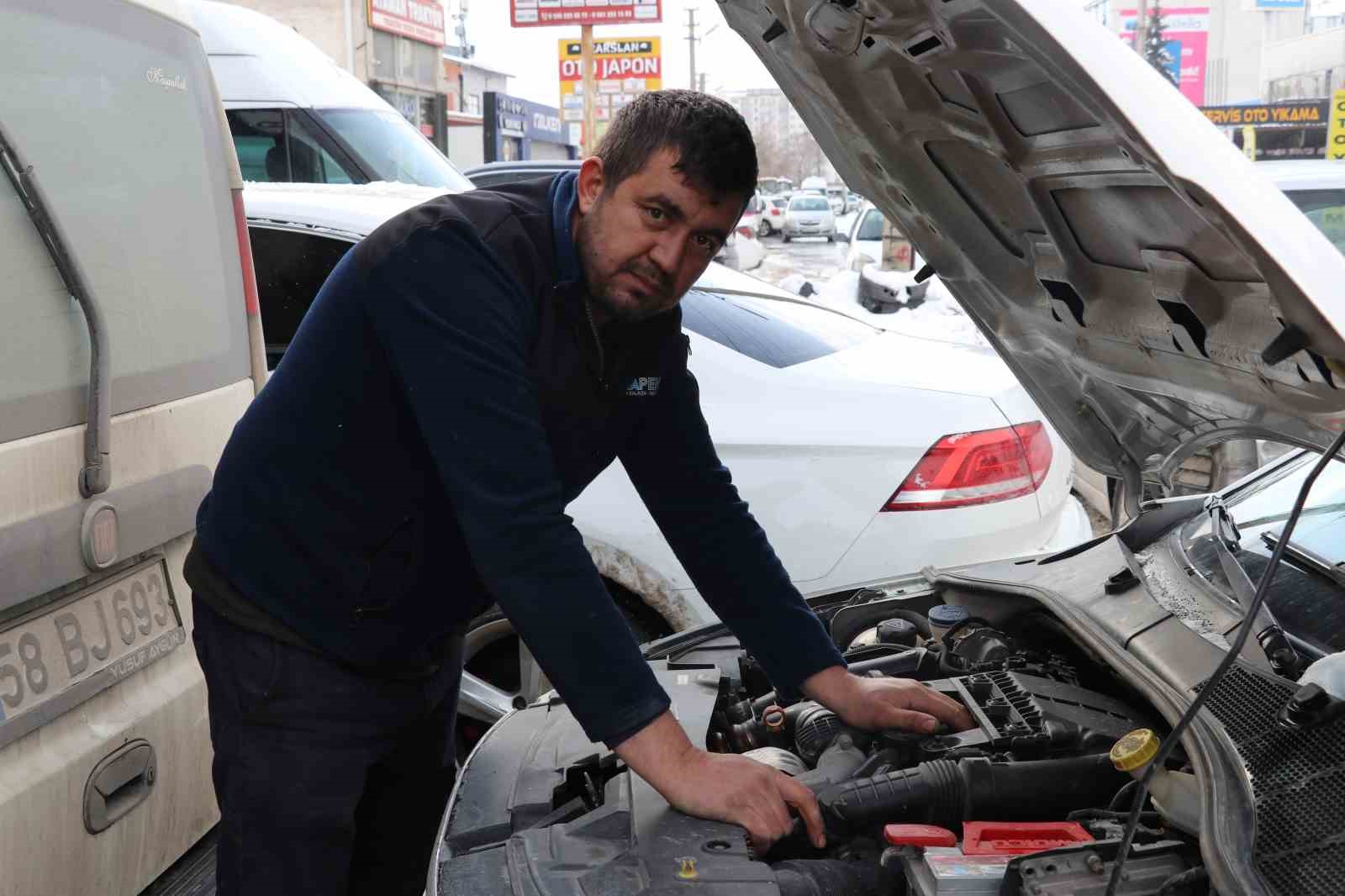 Soğuk havada bir anda çevrilen kontak anahtarının faturası ağır olabilir 6 soguk havada bir anda cevrilen kontak anahtarinin faturasi agir olabilir 2