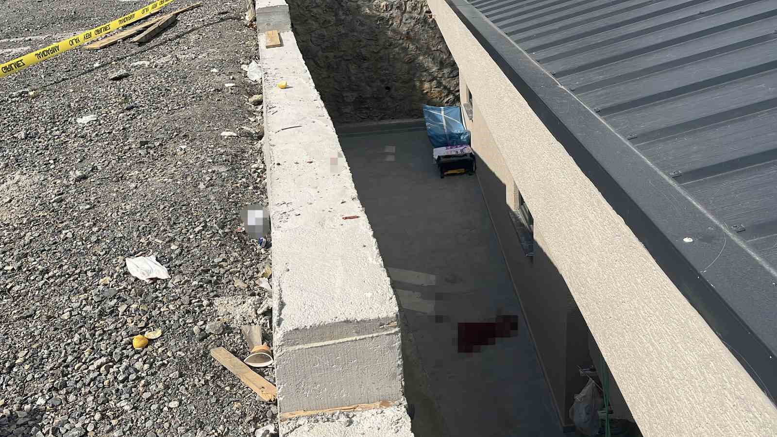 sohbet ederken 4 metre yukseklikten beton zemine dustu 5