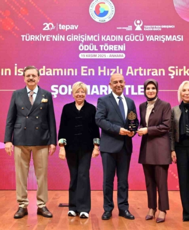 sok-marketlere-kadin-istihdamini-en-hizli-artiran-sirket-odulu-yhswuSdv.jpg