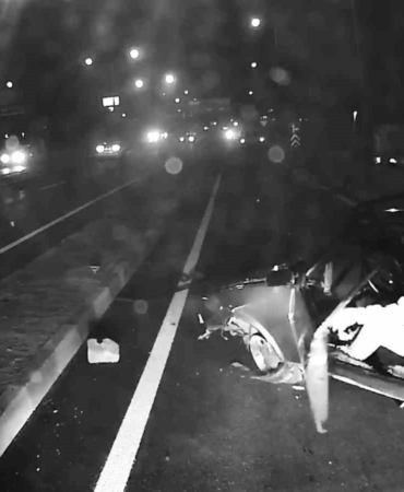sokak-hayvanina-carpmamak-icin-karsi-seride-gecip-panelvan-minibus-ve-motosiklete-carpti-1-yarali-kYeaaOWI.jpg