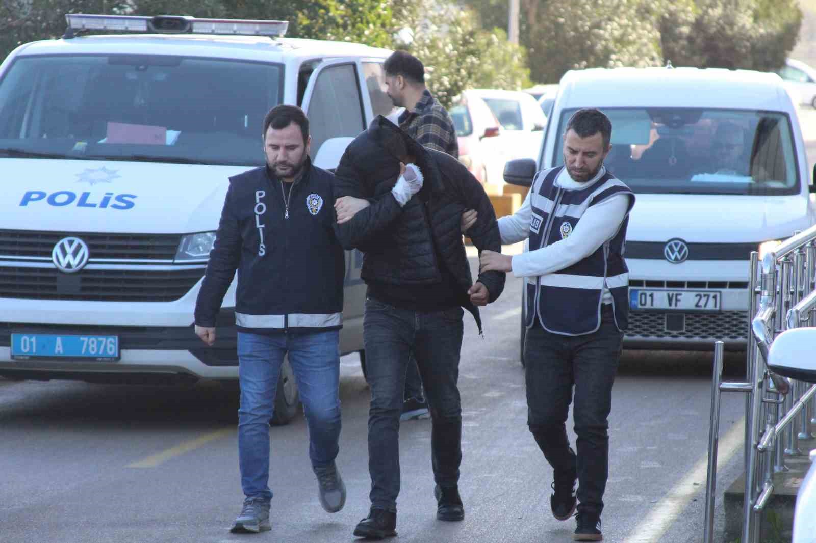 sokak ortasinda kavga eden eski cift adli kontrolle serbest kaldi 0 vSGaBv8p
