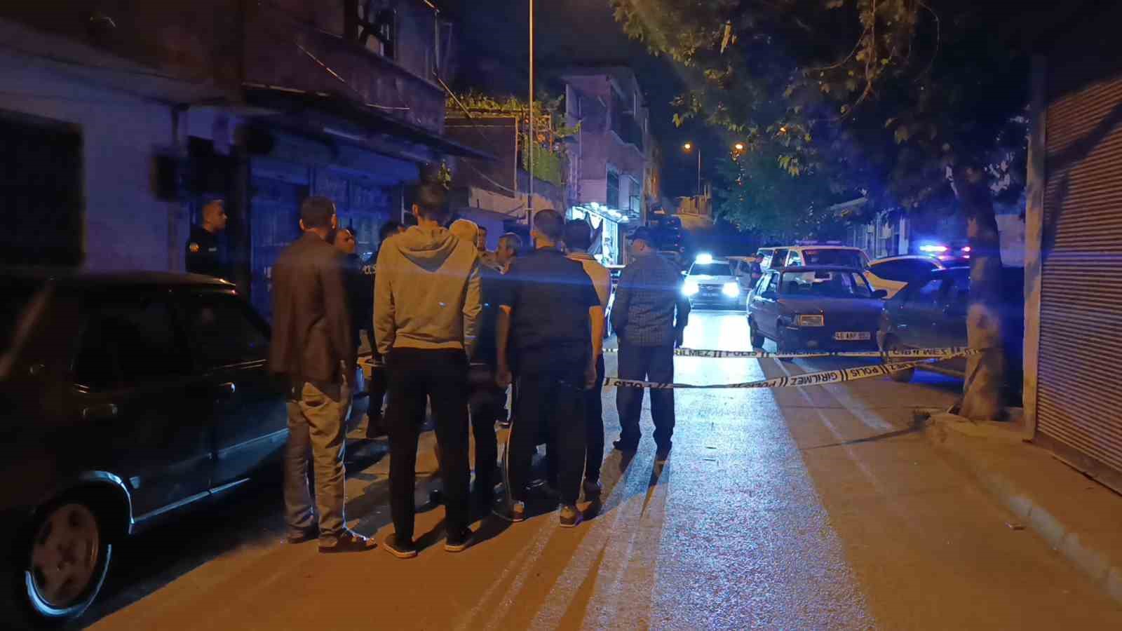sokak ortasinda rastgele ates acti 1i kadin 2 kisi yaralandi 2 pC5nmY74