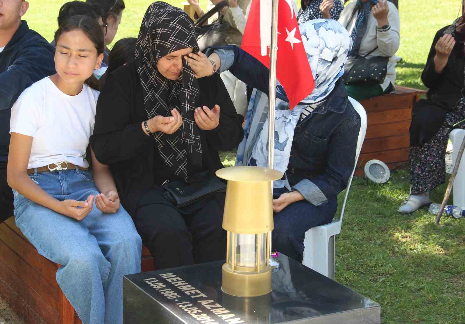soma maden sehitleri mezarlari basinda anildi 2