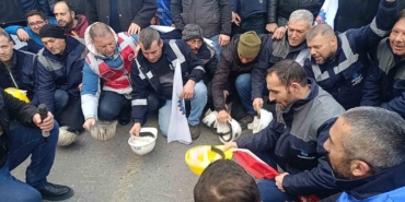 somada-yuzlerce-maden-iscisi-sehir-merkezine-yurudu-uJNPE1V5.jpg