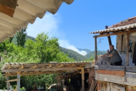 Kayseri’de iş makinesinin altında kalan denetimli serbestlik personeli hayatını kaybetti 2 thumbnail