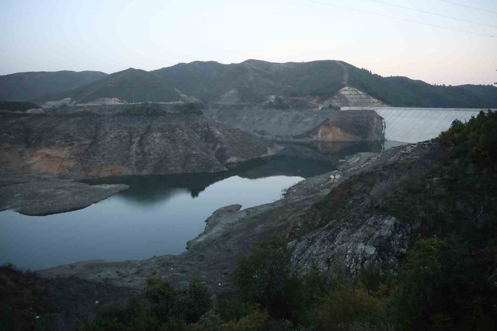 son 65 yilin en kurak yilini yasayan hatayda kentin icme suyunu karsilayan barajin su QGcS58Zz