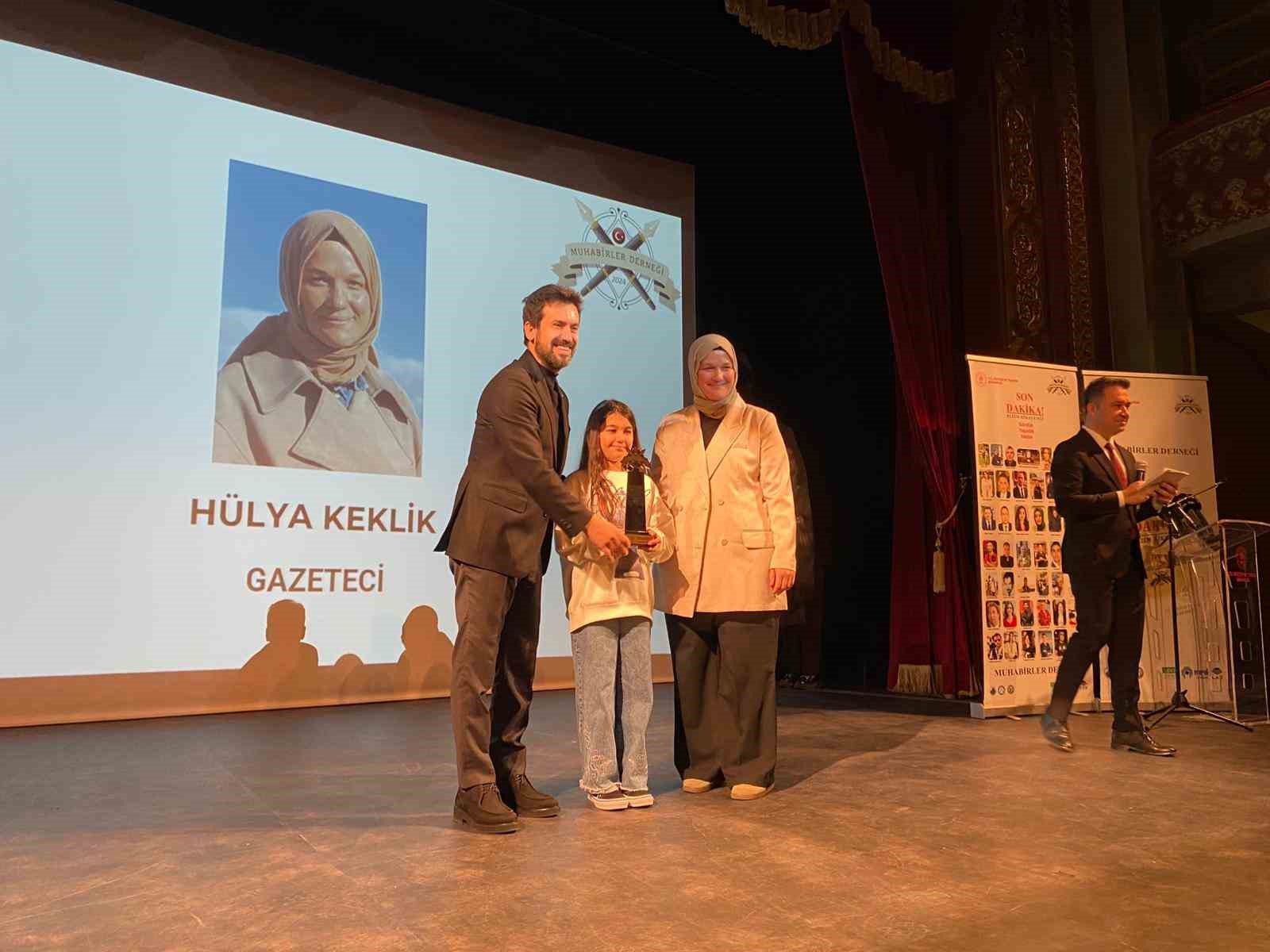 son dakika bizim hikayemiz gorduk yasadik yazdik kitabi tanitildi 9