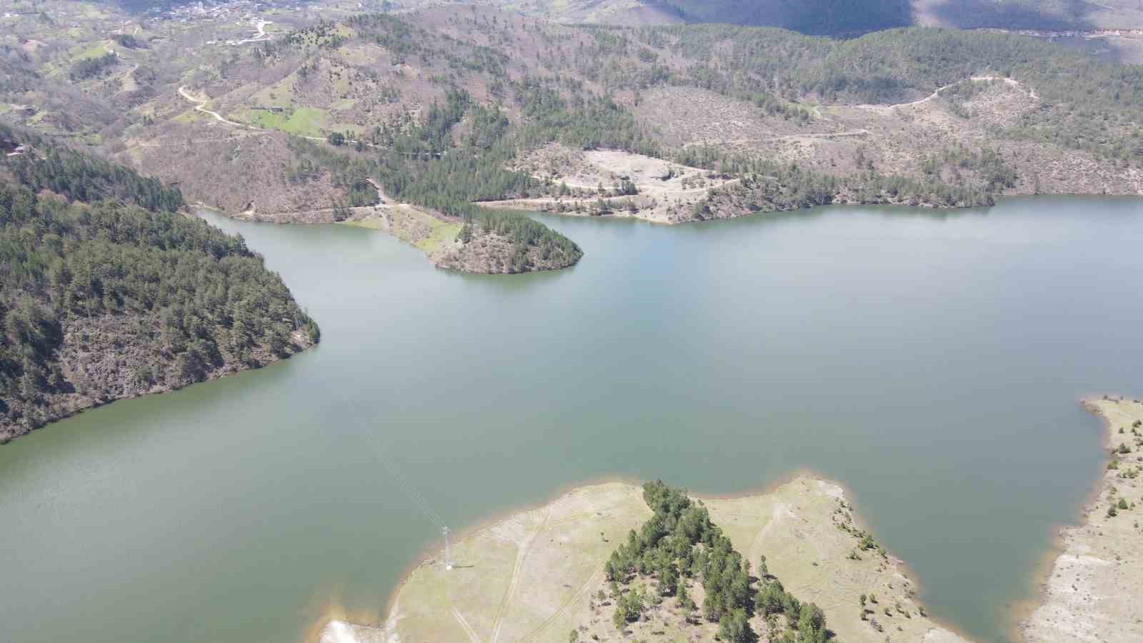 son yagislar nilufer barajini doldurdu dereler costu 5 1RkUVITR