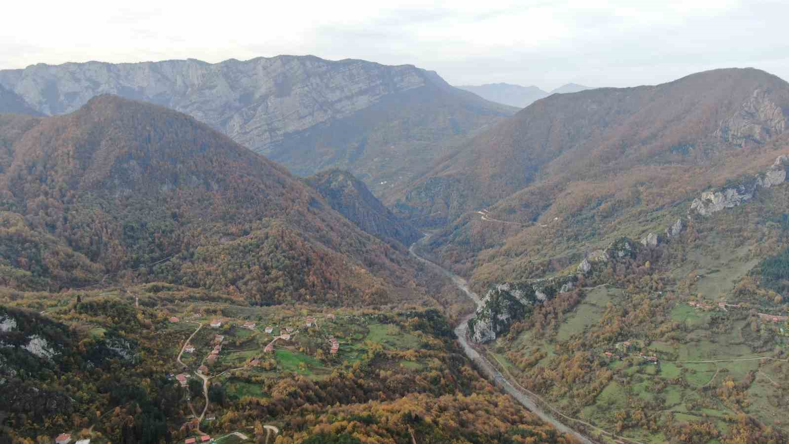 sonbahara burunen ormanlar ve cam kokulu evler mest ediyor 5 1RaAcYZu