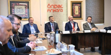 sosyal-medya-kiskacinda-aile-calistayi-ankarada-duzenlendi-b8SCbTTE.jpg