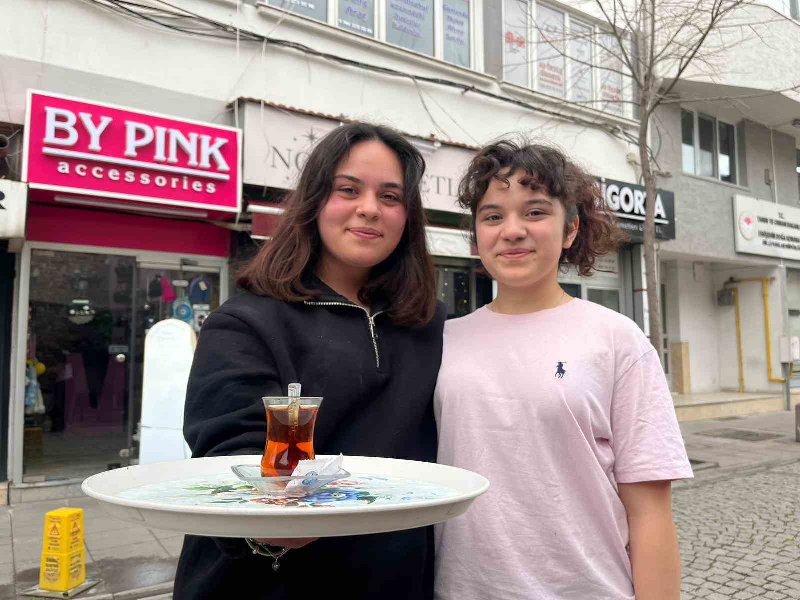 sosyal medya yerine hayaline odaklandi 3 sene calisip biriktirdigi para ile 18 yasinda kafe j2gnBXyE