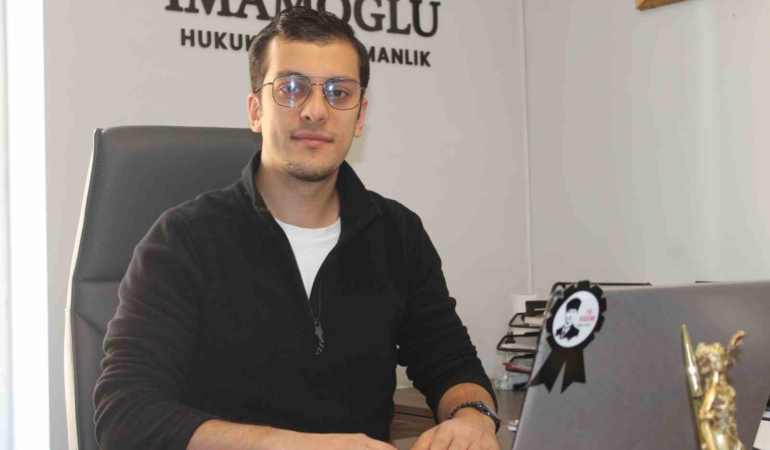 sosyal-medyada-karsi-cinsin-fotografini-begenmek-bosanma-sebebi-dKCEz752.jpg