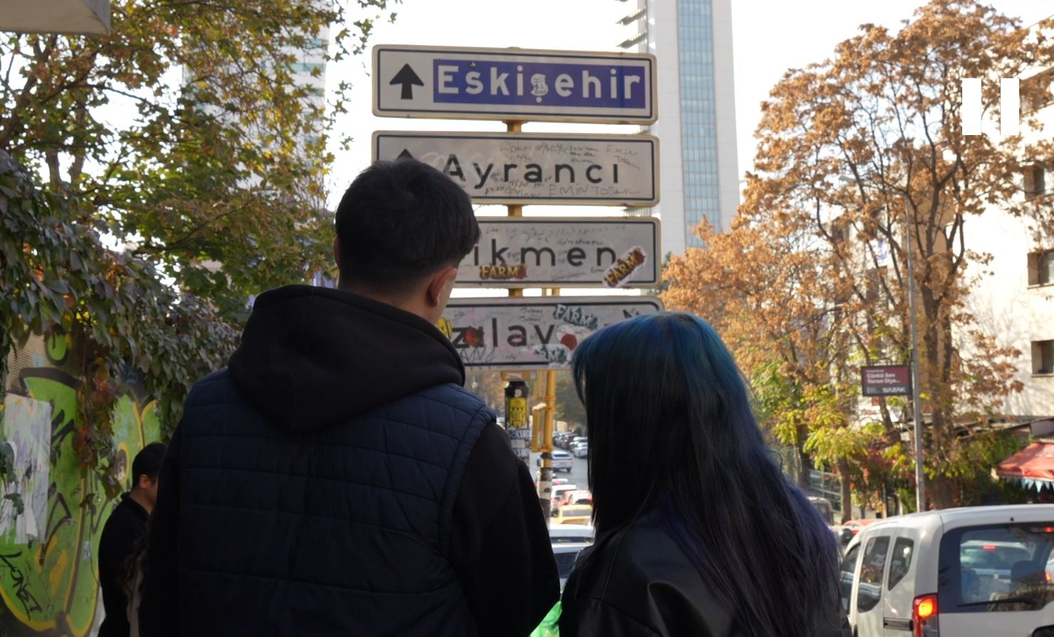 sosyal medyada viral olan kizilay tabelasi yenilendi bu kez de uzeri kirletildi 2 HKTI9XCE