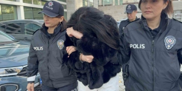 sosyal-medyadan-bekci-ve-polislere-hakaret-eden-kadin-tutuklandi-nWHe79mO.jpg