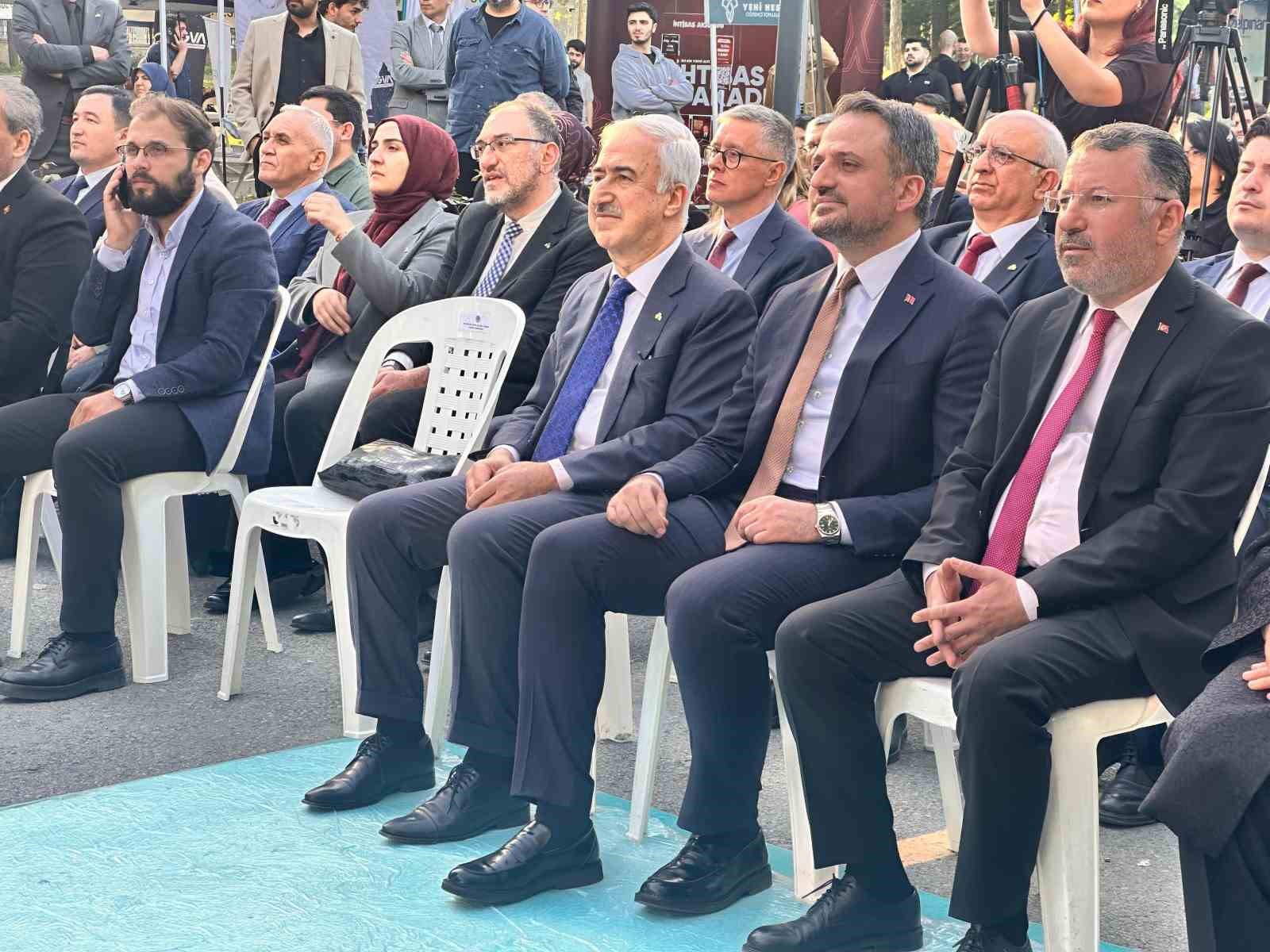 sosyalfest 2026da genclerin sosyal inovasyon odakli projeleri odullendirildi 0 BiPiqrNQ