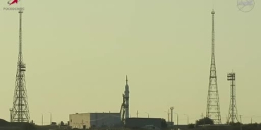 soyuz-uzay-araci-ile-uluslararasi-uzay-istasyonuna-bir-astronot-ve-iki-kozmonot-gonderildi-FdrVzl3f.jpg