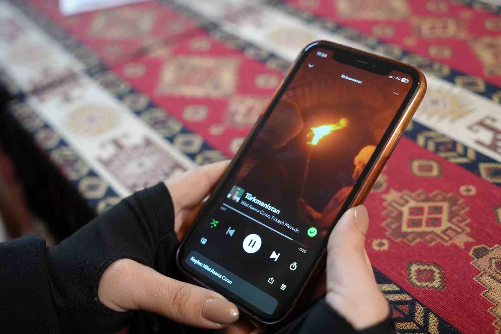 soz yazari genc kadinin turkmenistana uzanan telif takibi 0 r3w1wi28