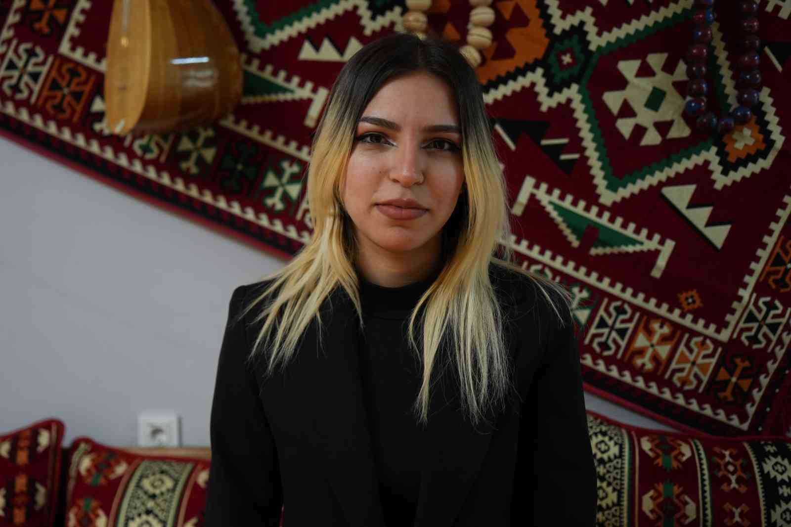 soz yazari genc kadinin turkmenistana uzanan telif takibi 2 NGetPyy7