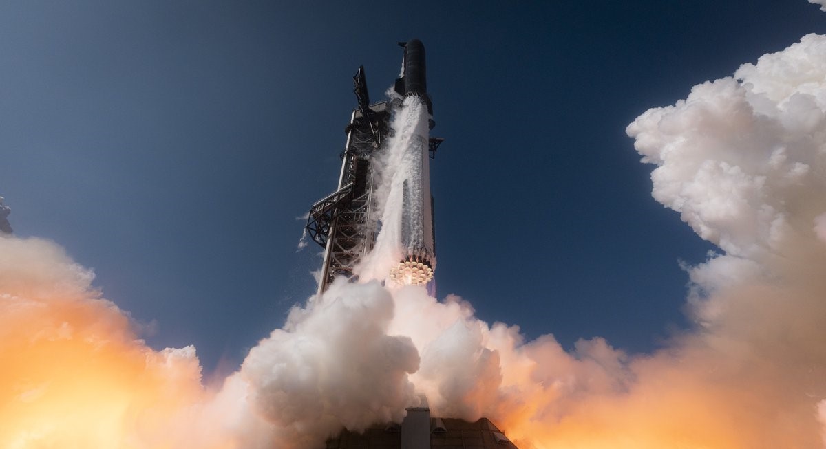 spacex starship v3 roketinin ilk ucusunu gerceklestirdi 2 V29DFVrz