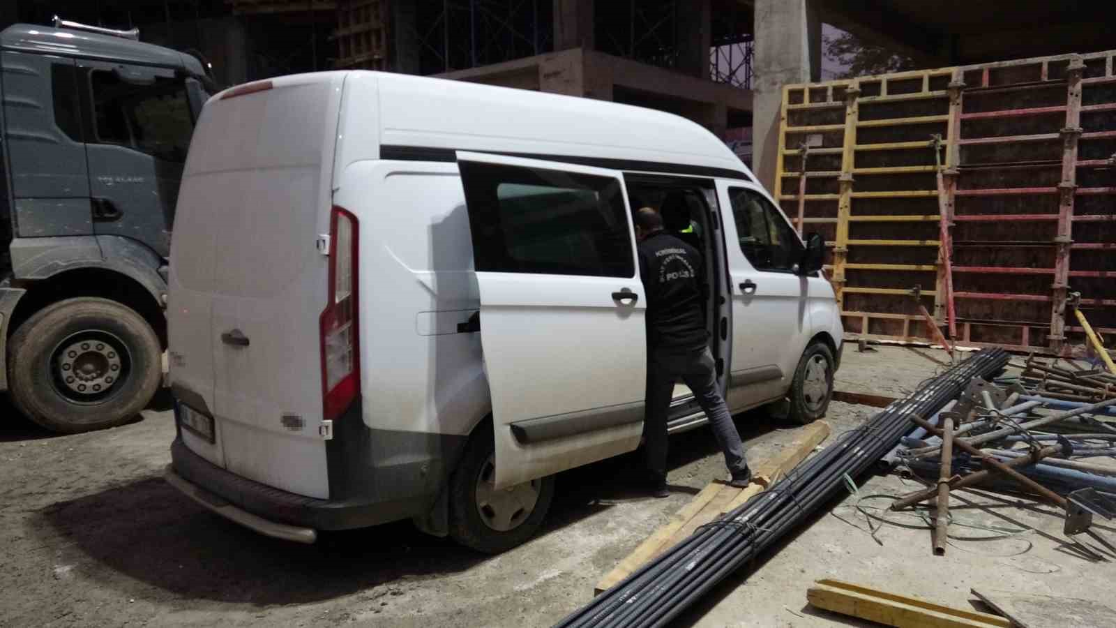 spiral makinesiyle elini kesen isci yaralandi 2 AKGB4vYu