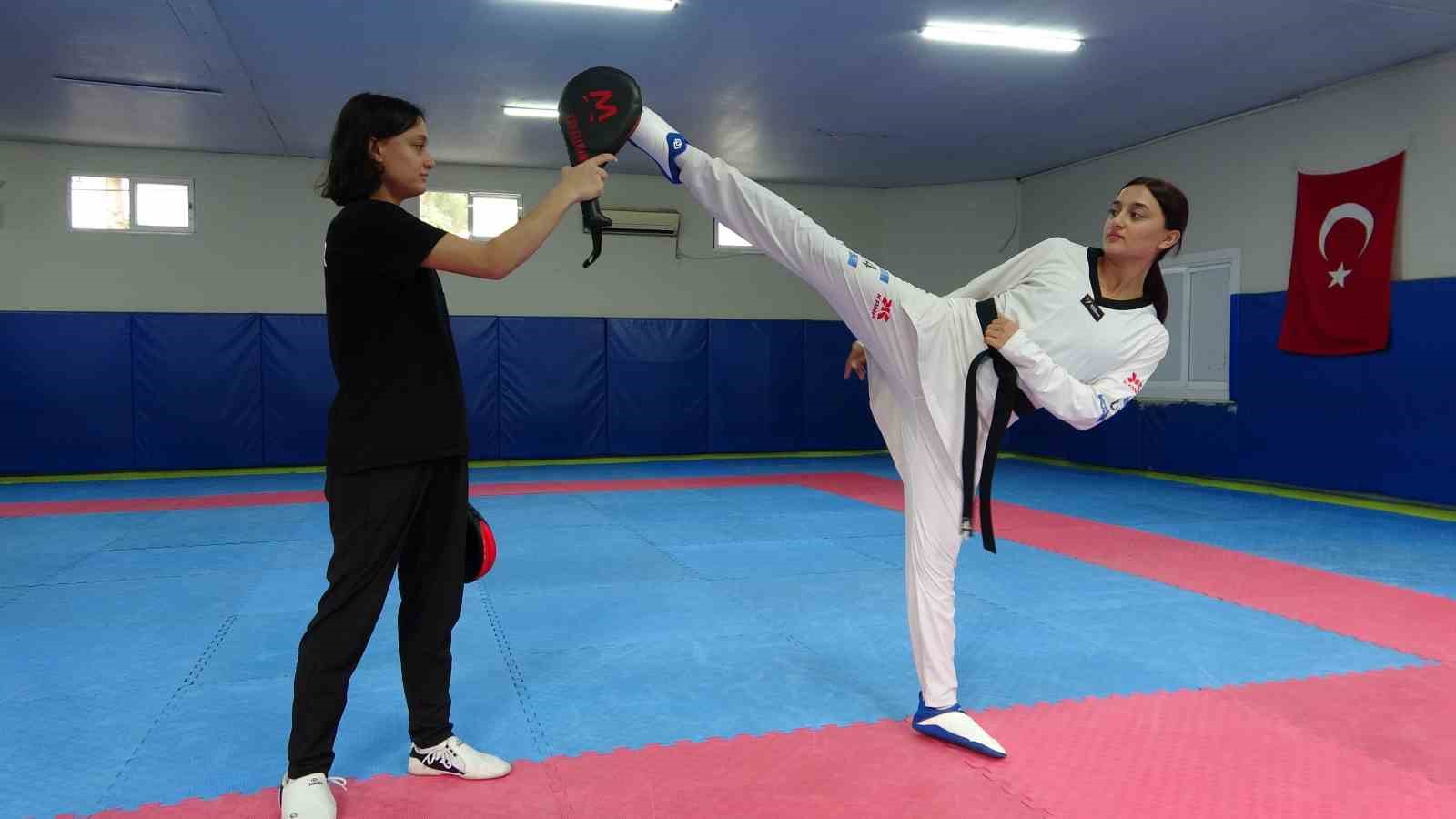 spor hayati bitecek denilen milli taekwondocu sampiyon olarak geri dondu 0 MAP69SBS