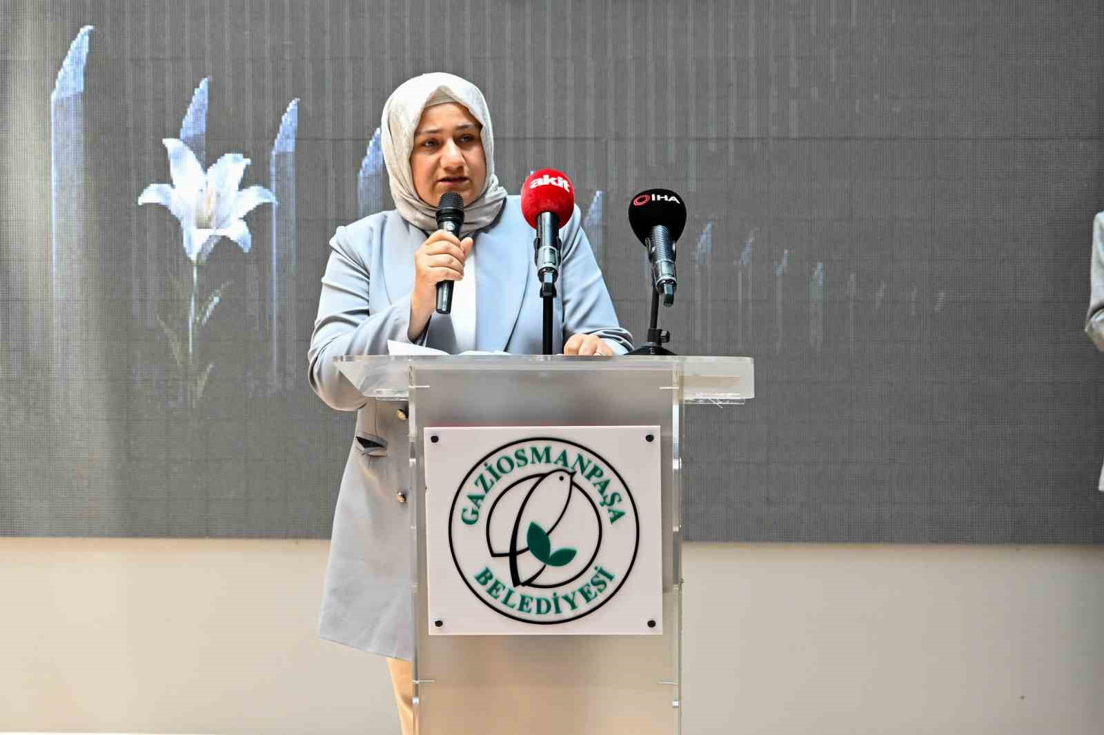 srebrenitsa soykiriminda hayatini kaybedenler gaziosmanpasada anildi 0 CAepOLuu
