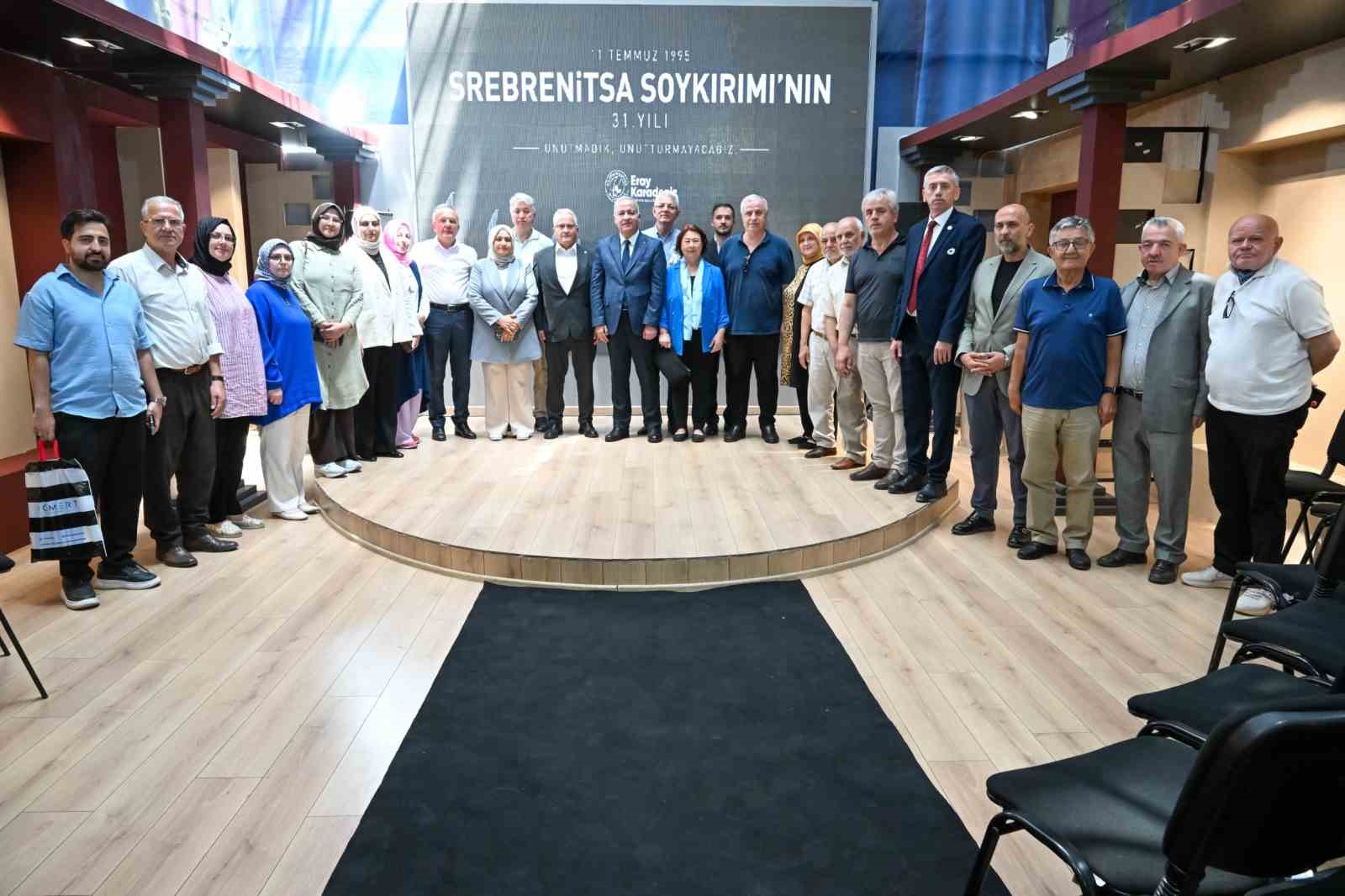 srebrenitsa soykiriminda hayatini kaybedenler gaziosmanpasada anildi 1