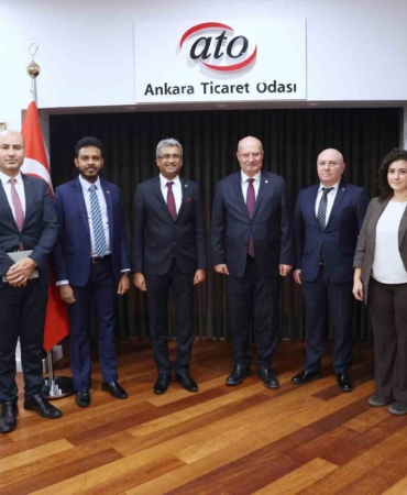 sri-lanka-buyukelcisi-kadurugamuwa-ato-uyelerini-sri-lanka-expo-2026ya-davet-etti-iNFzkPqe.jpg