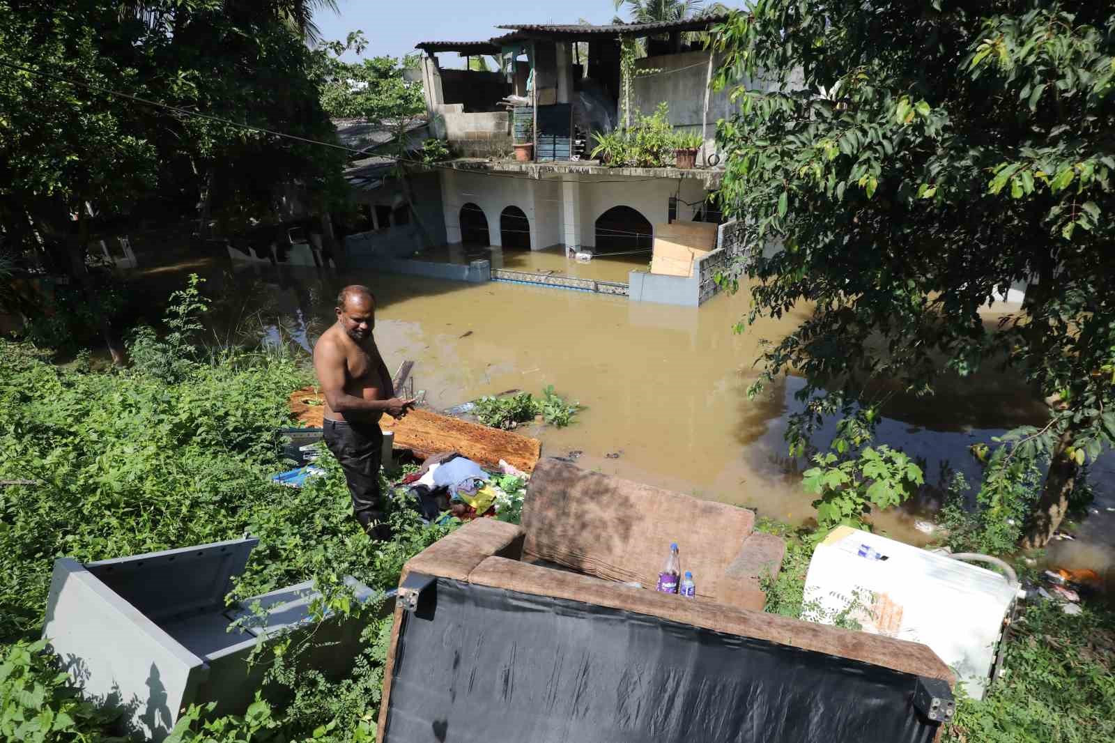 sri lankadaki sel ve toprak kaymalarinda can kaybi 334e yukseldi 5 CDya7zd9