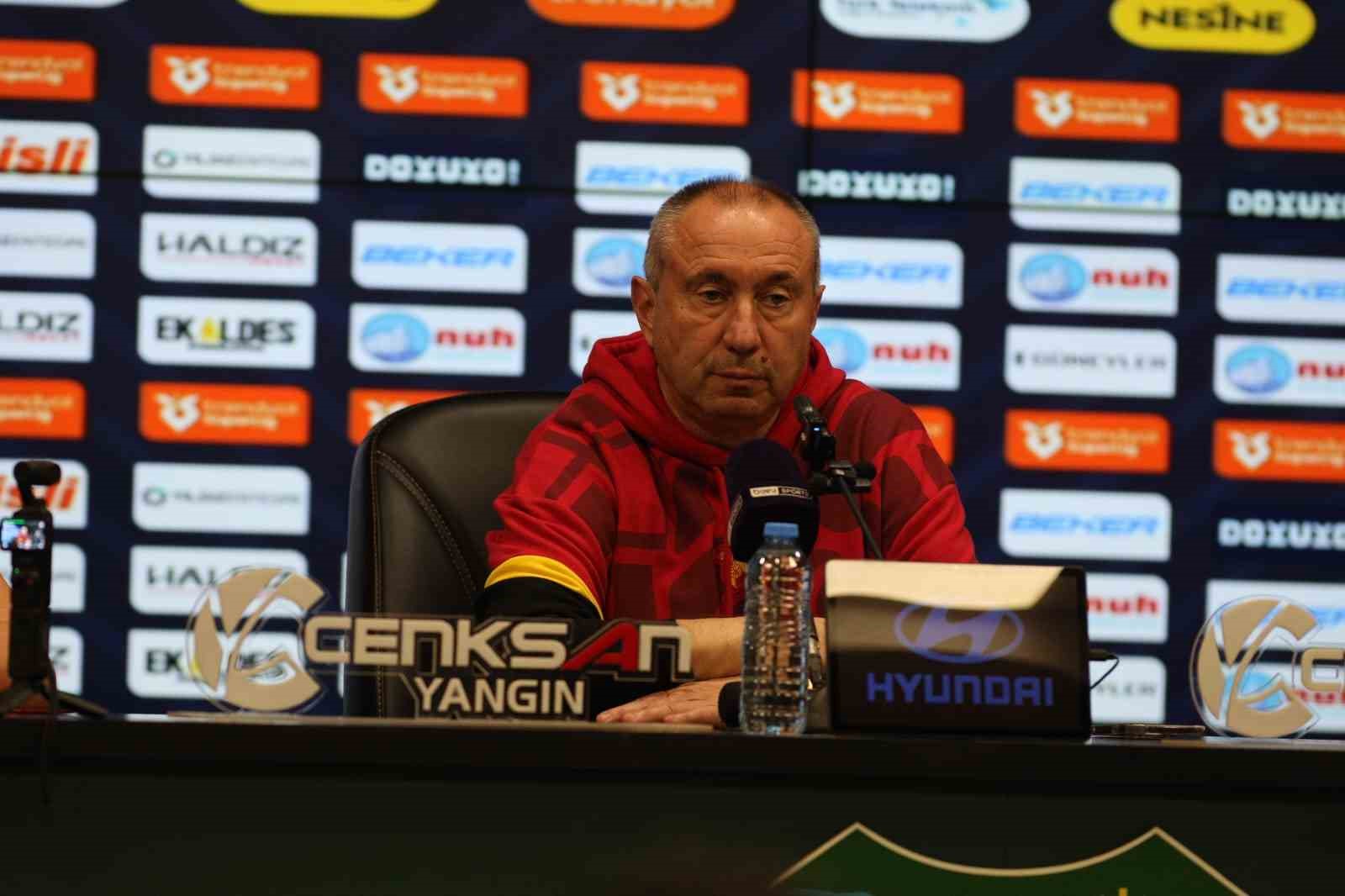 Stanimir Stoilov: "Bugün oyun şeklimizden memnun değilim" 4 stanimir stoilov bugun oyun seklimizden memnun degilim 0