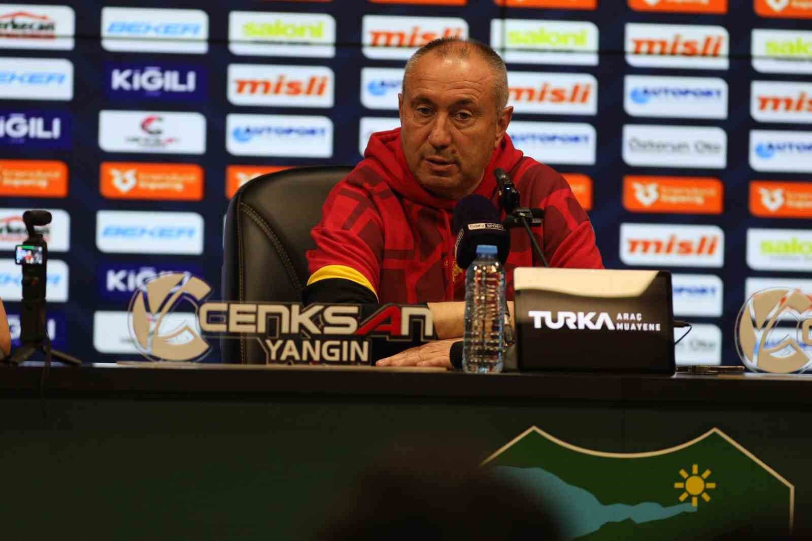 Stanimir Stoilov: "Bugün oyun şeklimizden memnun değilim" 5 stanimir stoilov bugun oyun seklimizden memnun degilim 1 nSybX1Fm