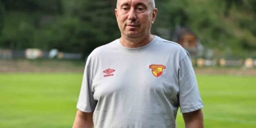 stanimir-stoilov-transfer-calismalarimiz-devam-ediyor-MUrmJVcl.jpg