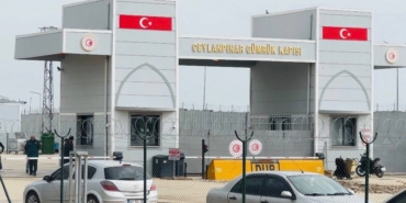 stk-temsilcileri-kapatilacak-gumruk-kapilari-icin-sinirda-toplandi-SbktzSDZ.jpg