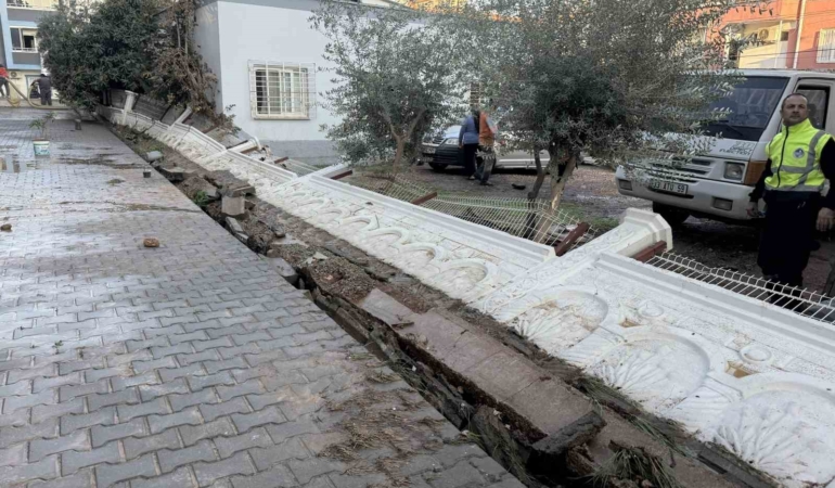 su-basan-sitenin-istinat-duvari-yikildi-x4Bt6VmF.jpg
