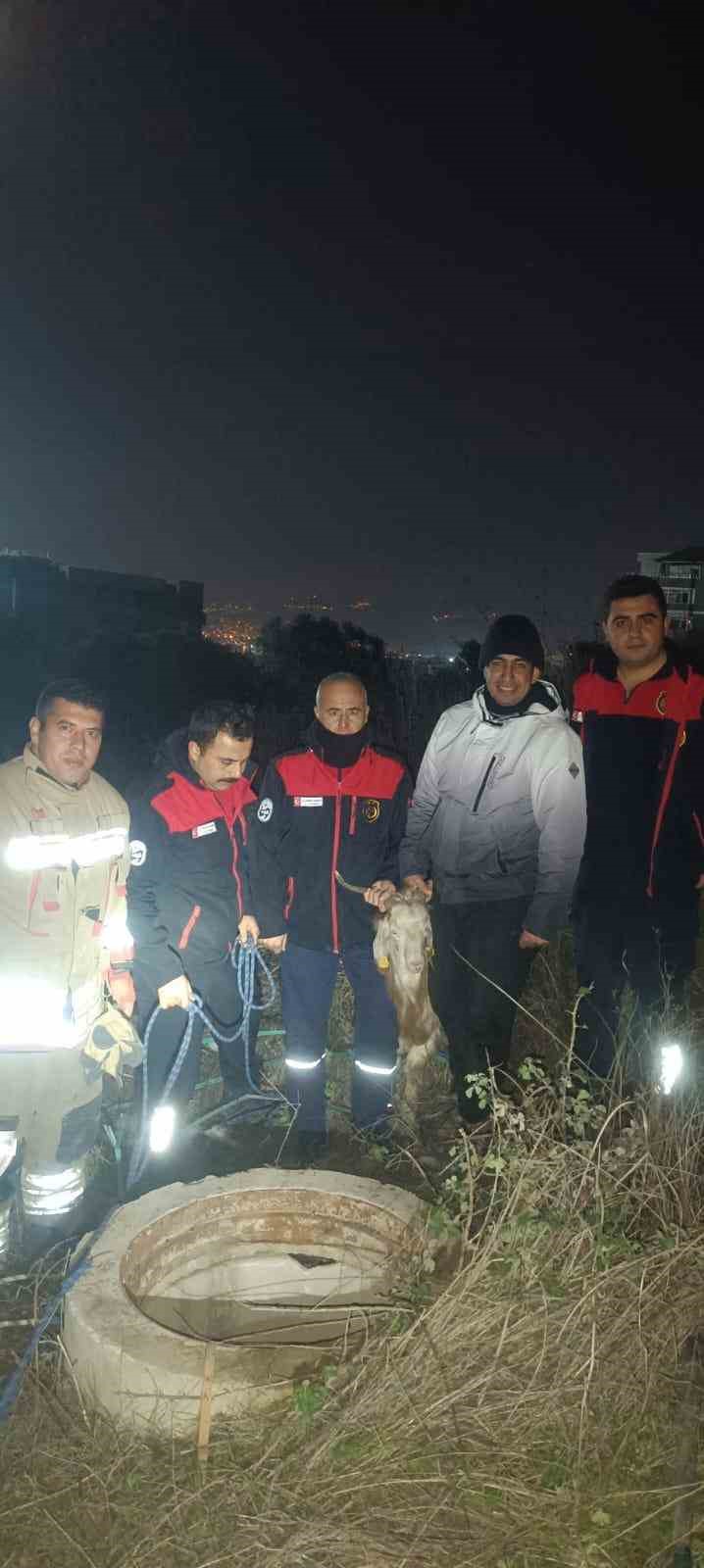 su kuyusunda mahsur kalan keciyi itfaiye kurtardi 2 Raz4IbiL