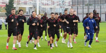 suat-cakir-samsunspor-olarak-izlandadan-avrupa-lideri-olarak-donmek-istiyoruz-w2kEwDwR.jpg