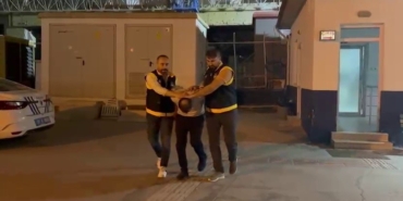 suc-makinesi-baskasinin-kimligiyle-yasarken-yakayi-ele-verdi-RqP2vt6k.jpg