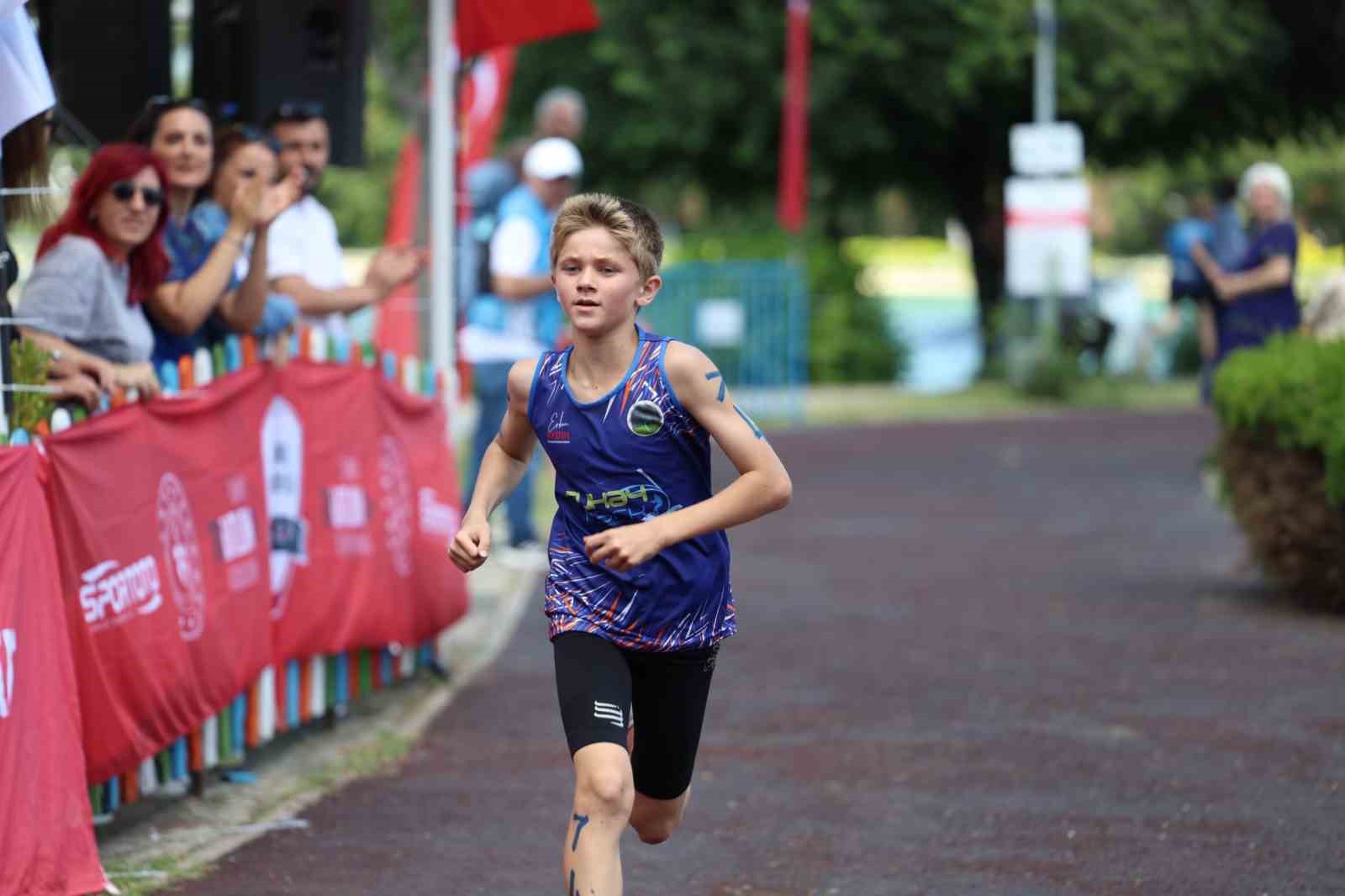Sukaypark’ta sporun kalbi Duatlon müsabakalarıyla attı 5 sukayparkta sporun kalbi duatlon musabakalariyla atti 1 rPAvzJCf