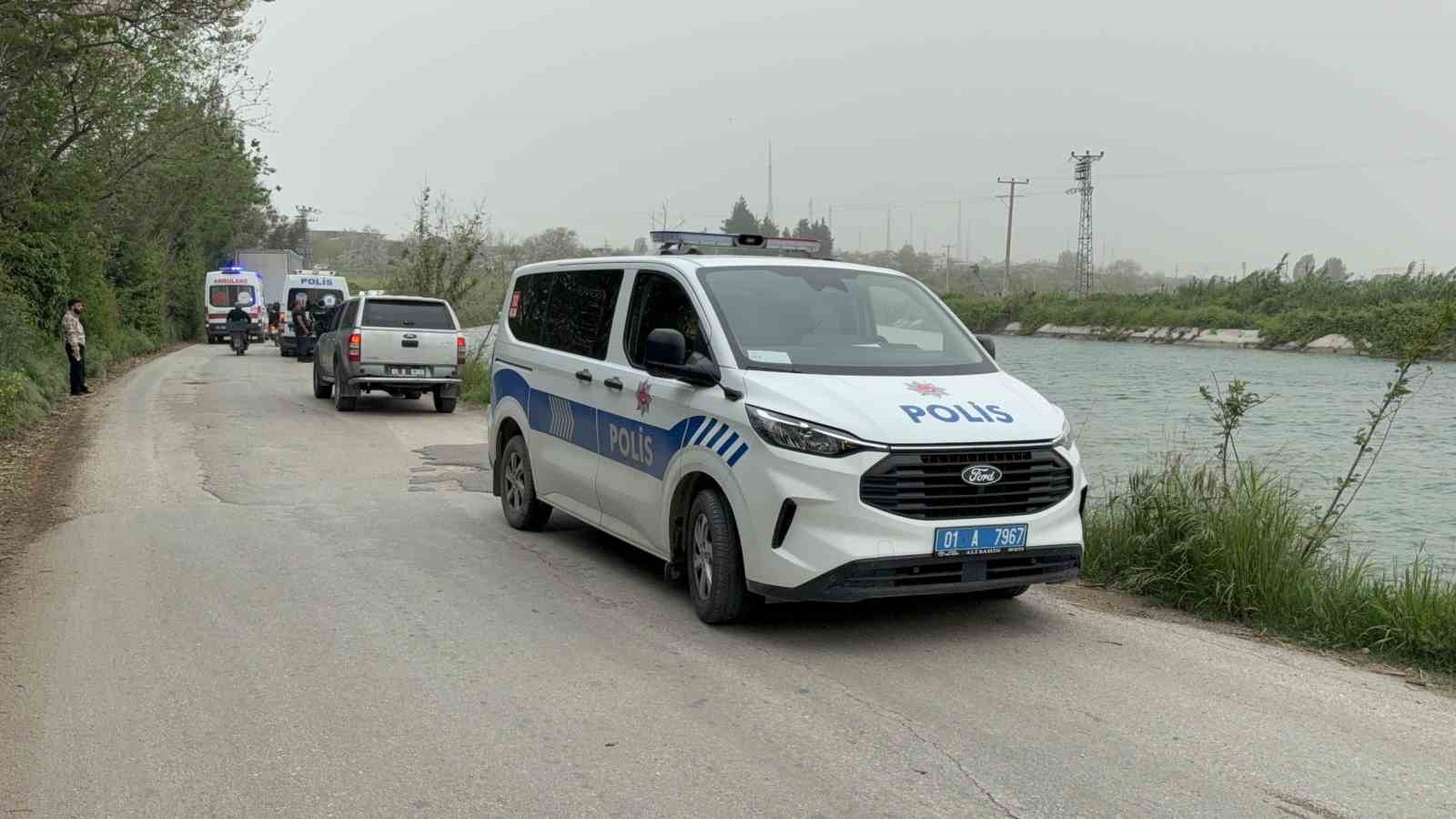 Sulama kanalına giren çocuk kayboldu, yakınları gözyaşı döktü 7 sulama kanalina giren cocuk kayboldu yakinlari gozyasi doktu 3 sGEQTVcp