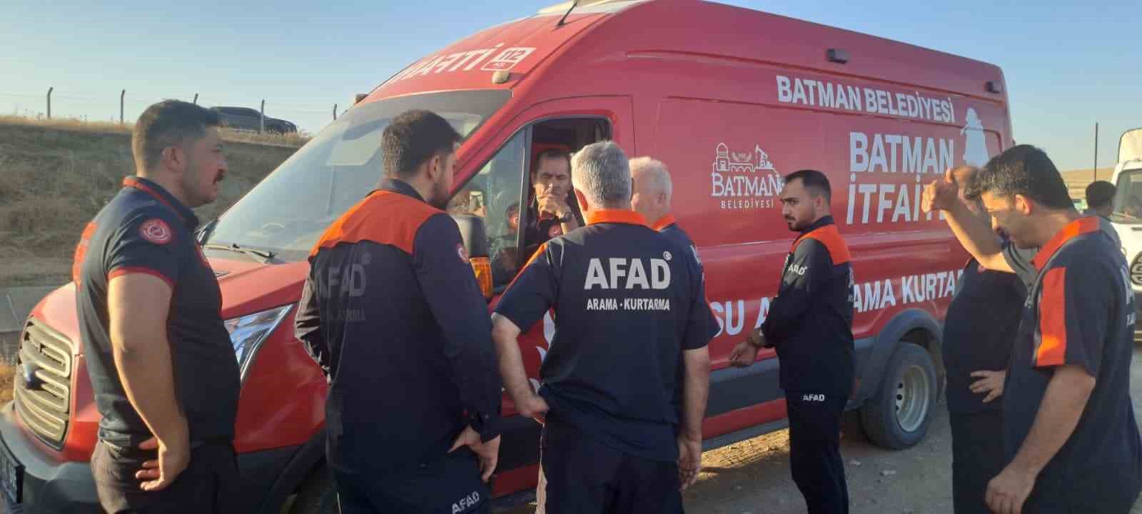 Sulama kanalında kaybolan çoban için arama çalışması başlatıldı 5 sulama kanalinda kaybolan coban icin arama calismasi baslatildi 1