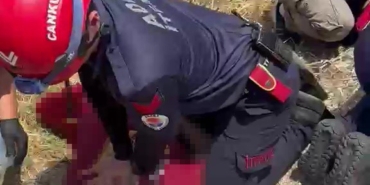sulama-kanalindaki-faciada-aci-detay-yeni-aldigi-otomobili-esi-deniyormus-pI8Xmn18.jpg