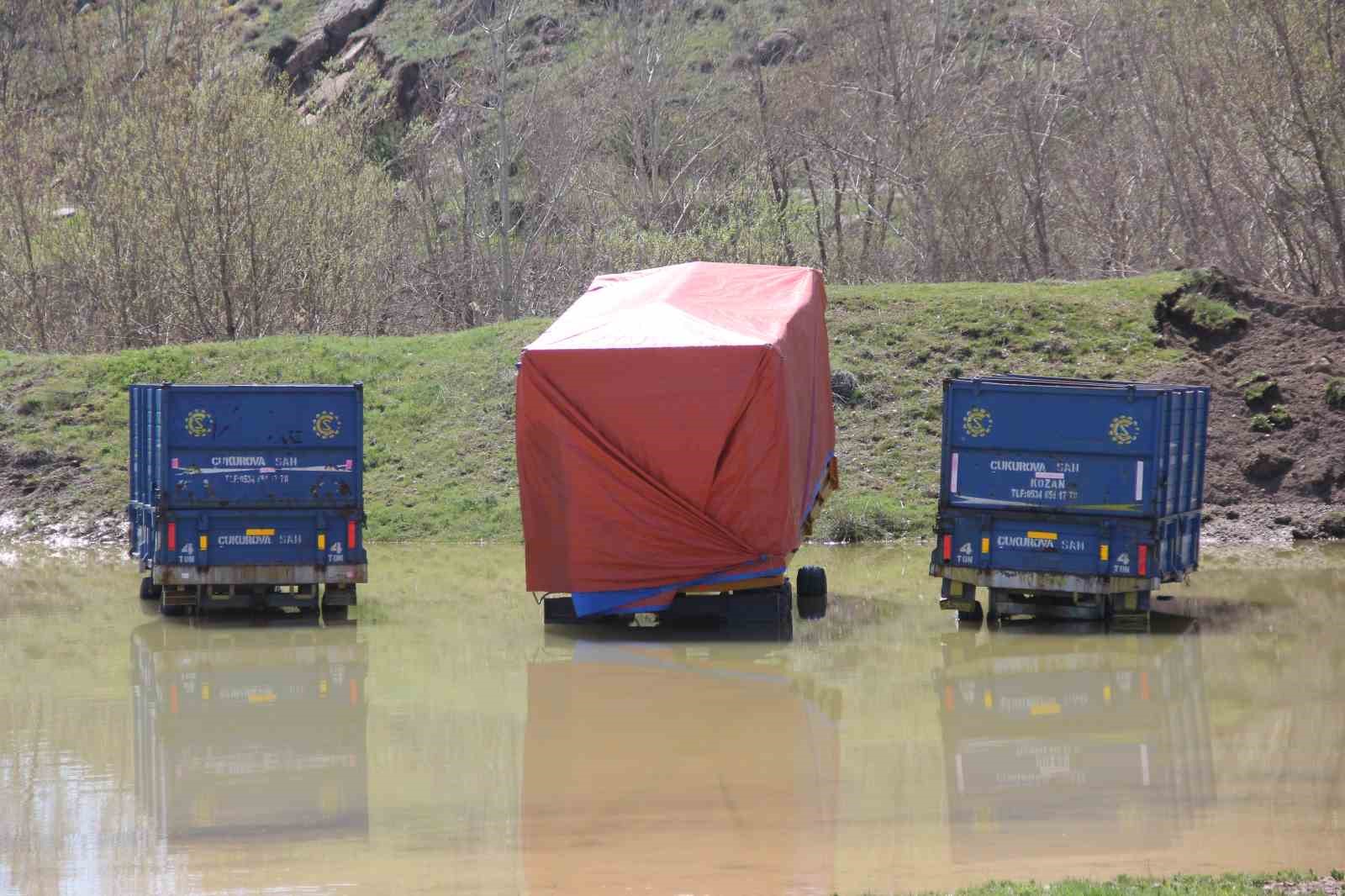 sular altinda kalan tarim arazileri dron ile goruntulendi 6 iWZKEamJ