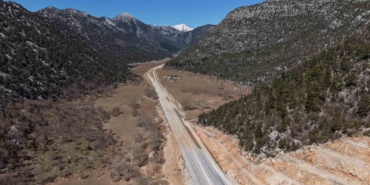 sular-cekildikten-sonra-yeniden-ulasima-acilan-antalya-konya-kara-yolu-havadan-goruntulendi-N6KR8Oq5.jpg