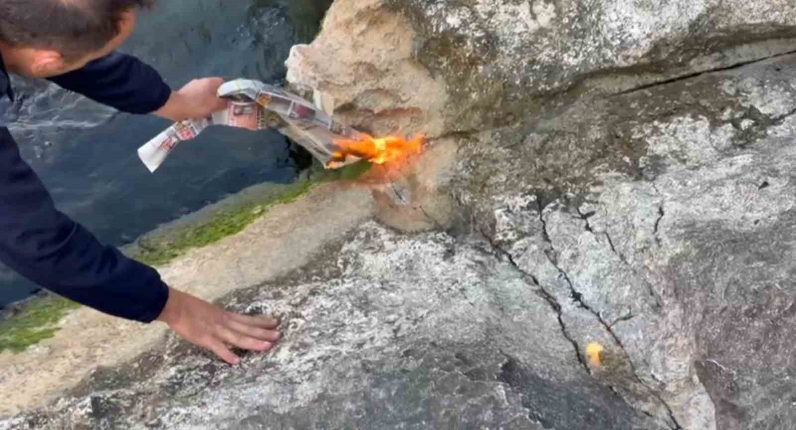 sulari cekilen egirdir golunde aciga cikan kayaliklarin arasindan alevler yukseldi 1 pZukvHeF