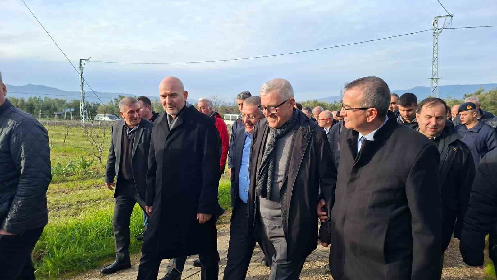 suleyman soylu basdanismani harun akinin agabeyinin cenazesine katildi 0 giqbqFdw