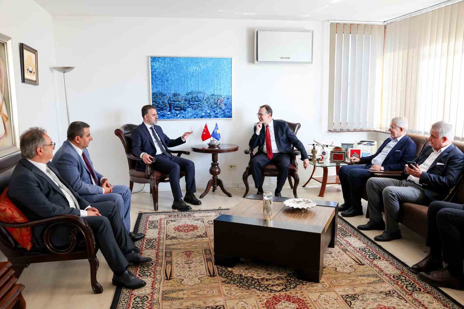 Sultan 1. Murad Han Kosova’daki kabrinde anıldı 4 sultan 1 murad han kosovadaki kabrinde anildi 0 ypHGDeEc
